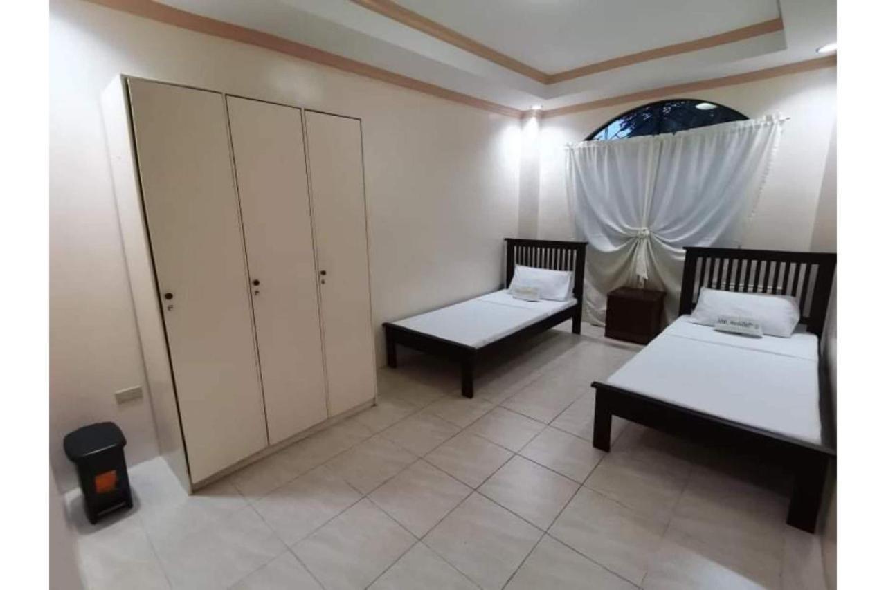 Oyo 799 Ddd Habitat Iloilo Otel Dış mekan fotoğraf
