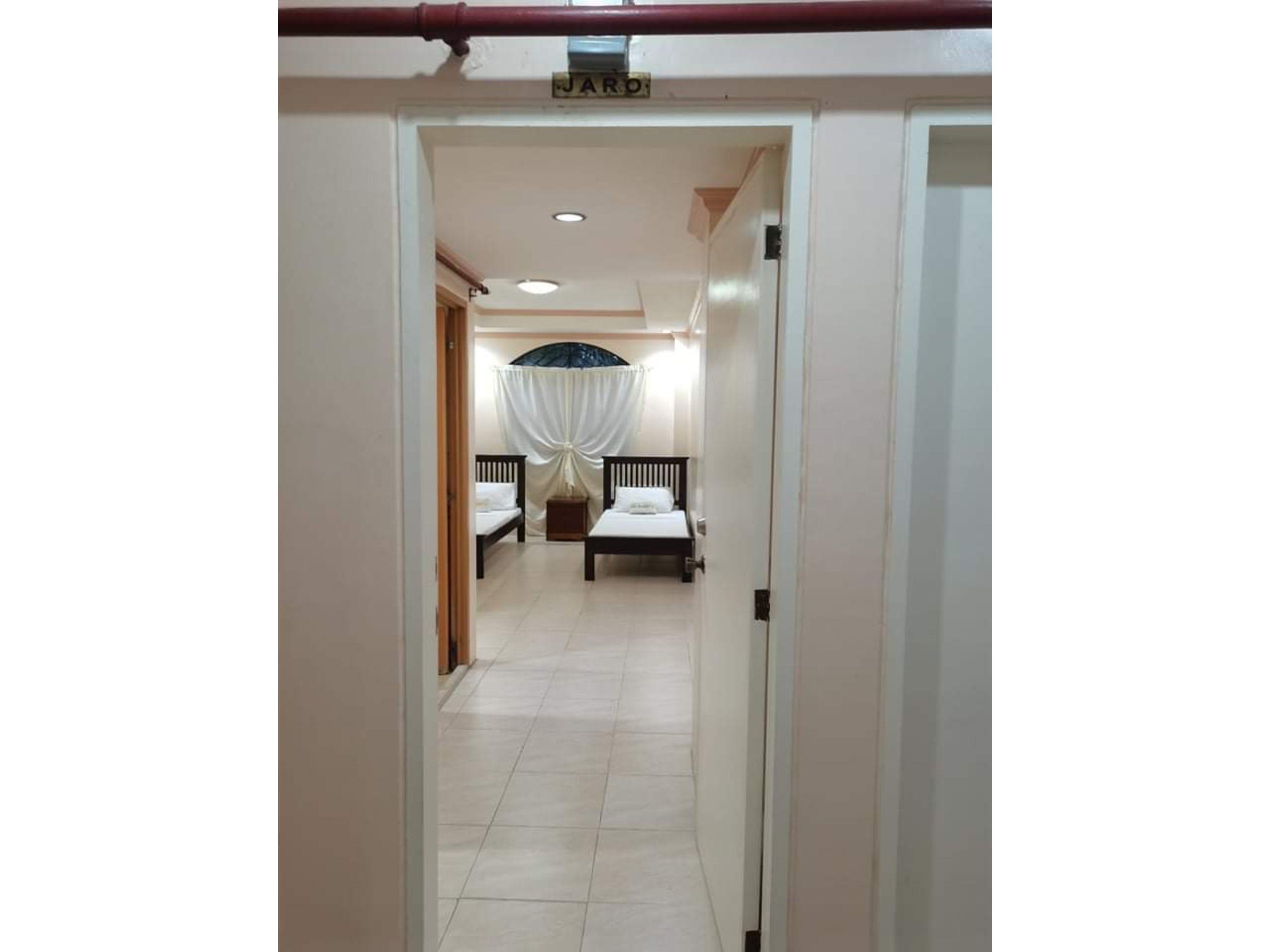 Oyo 799 Ddd Habitat Iloilo Otel Dış mekan fotoğraf